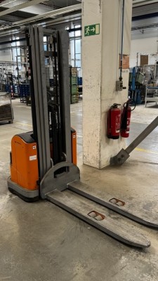 1 Elektrodeichselhubwagen Still EGV14, Tragkraft 1400 kg
